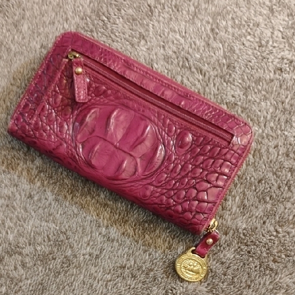 Brahmin Suri Zip Around Wallet - Picture 1 of 8